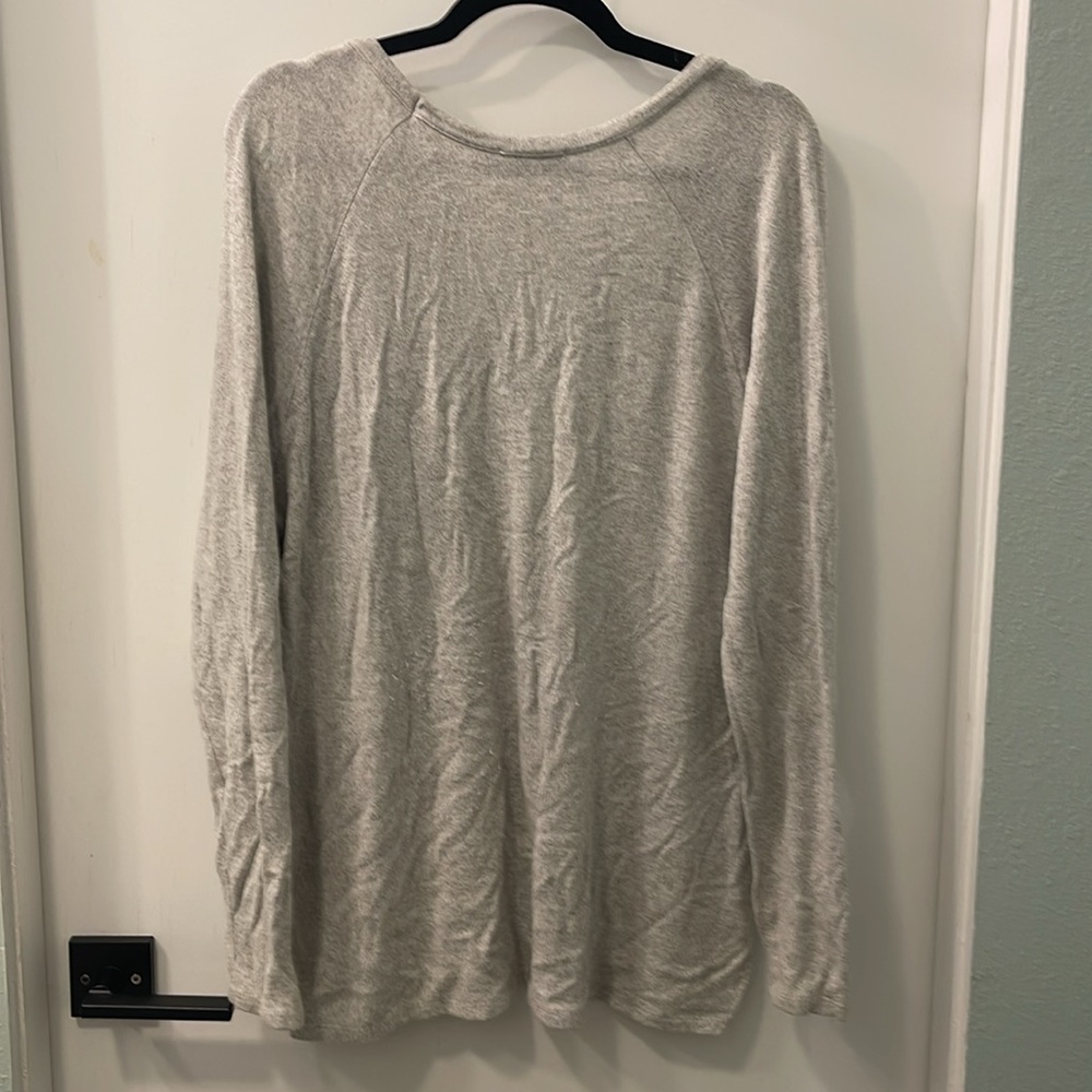Sweater - Picture 3 of 4